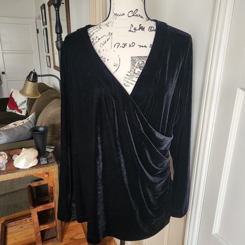 Soft Surroundings Black Velvet Deep V-Neck Top Sz 1X